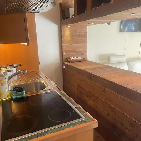 Apparemment Apartment